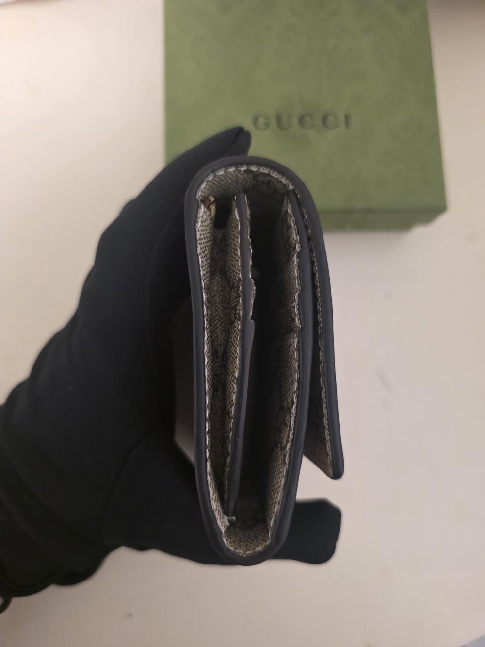Gucci Brown Leather Wallet - GUCCI Logo - Picture 9 of 14
